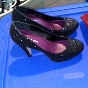 Madden Girl Shoes | Madden Girl Cleary Glitter Heels | Color: Black | Size: 8.5